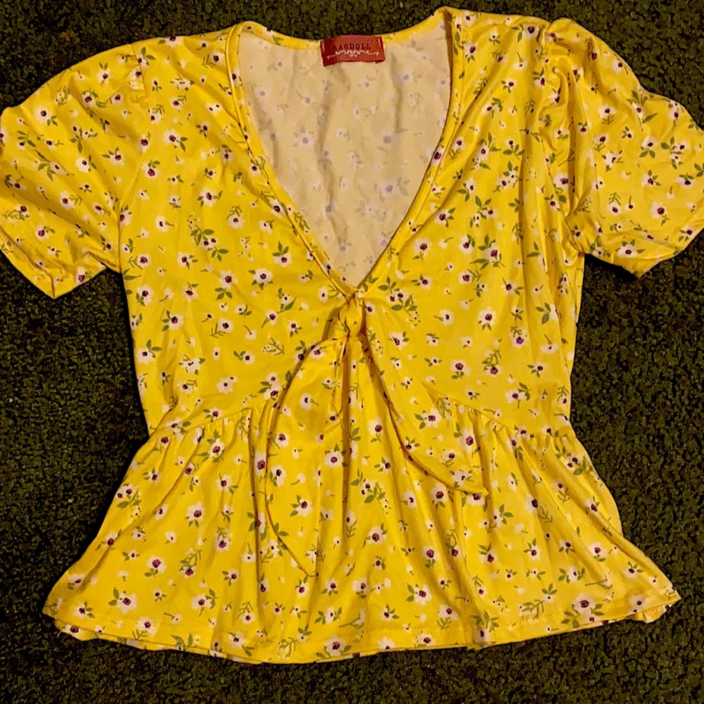 I’m selling a shirt that was only worn once